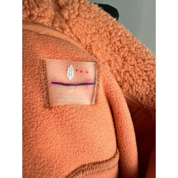 NWOT Free People Fuzzy Was She Fleece Pullover Cooper size XS - Picture 11 of 11